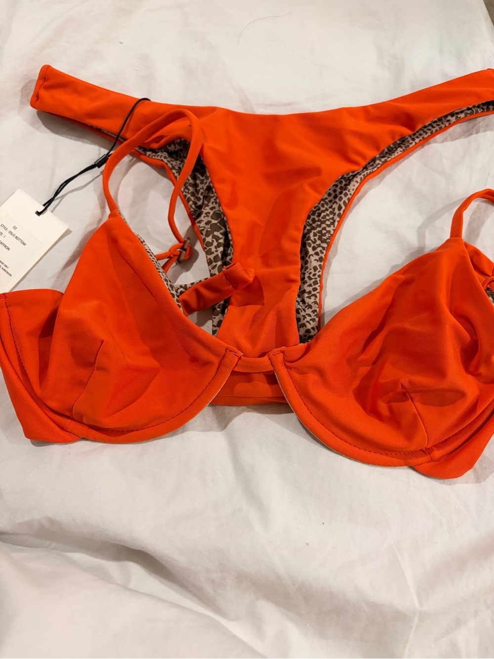 Underwire Women's Swim Bikini Set - Bright Orange